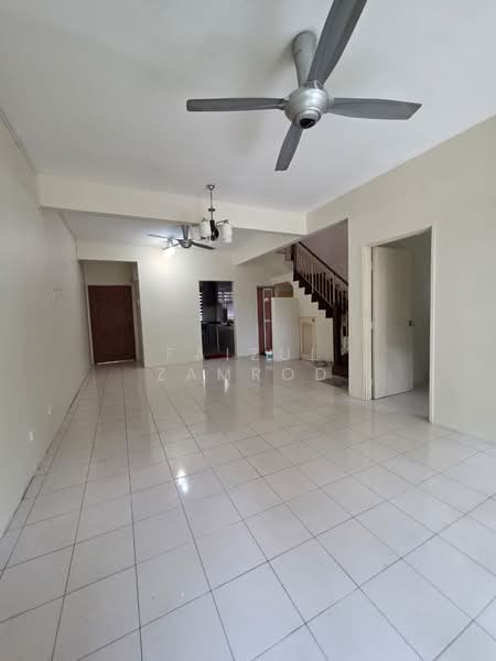 Rumah Teres 2 Tingkat untuk Dijual di Putrajaya (Putrajaya) - Faizul Zamrod - Living Room - PropertyGuru.com.my