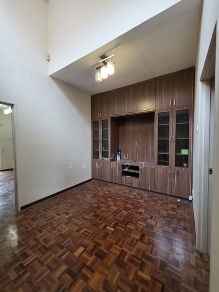 Rumah Teres 2 Tingkat untuk Dijual di Putrajaya (Putrajaya) - Faizul Zamrod - Living Room - PropertyGuru.com.my