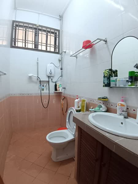 Rumah Teres 1 Tingkat untuk Dijual di Taman Molek (Johor Bahru) - Iden Tan - PropertyGuru.com.my