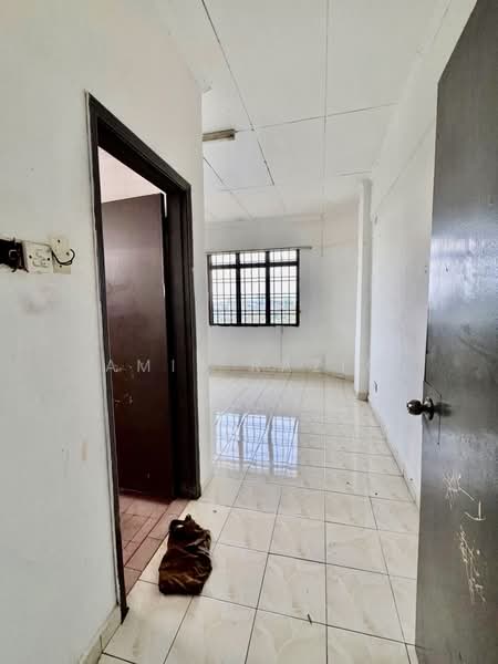 Kondominium untuk Dijual di Skudai Villa - Amir Raziq - Interior - PropertyGuru.com.my