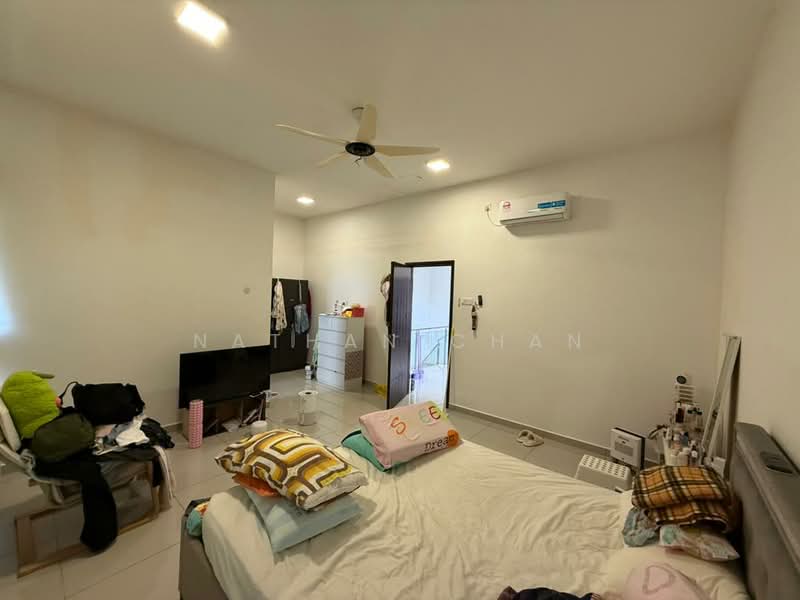Rumah Kluster untuk Dijual di Bandar Seri Alam (Masai) - Nathan Chan - PropertyGuru.com.my
