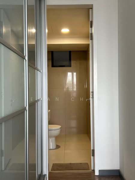 Service Residence for Sale at United Point (Residensi Berpadu) - Evan Chan - Bathroom - PropertyGuru.com.my