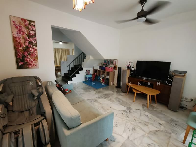 Rumah Teres 2 Tingkat untuk Dijual di Sungai Buloh (Selangor) - Syukor Hartanah - Living Room - PropertyGuru.com.my