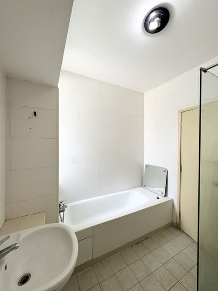 Rumah Teres 3 Tingkat untuk Dijual di Taman Esplanad (Bukit Jalil) - CK Yee - PropertyGuru.com.my