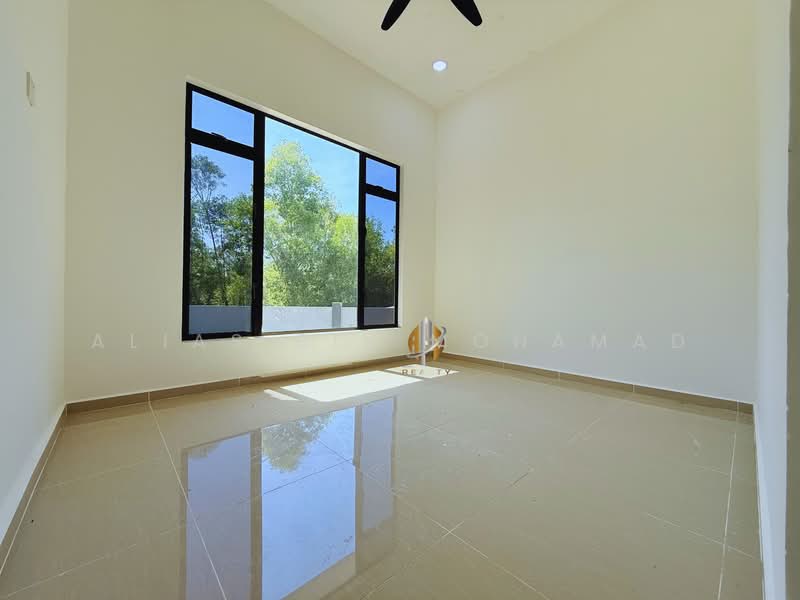 Bungalow for Sale in Batu Rakit (Terengganu) - Alias Bin Mohamad - PropertyGuru.com.my