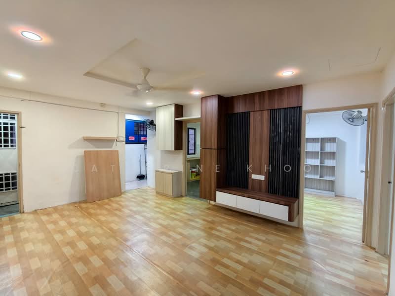 Tanah Kediaman untuk Dijual di Bandar Seri Alam (Masai) - Catherine Khoo - Living Room - PropertyGuru.com.my