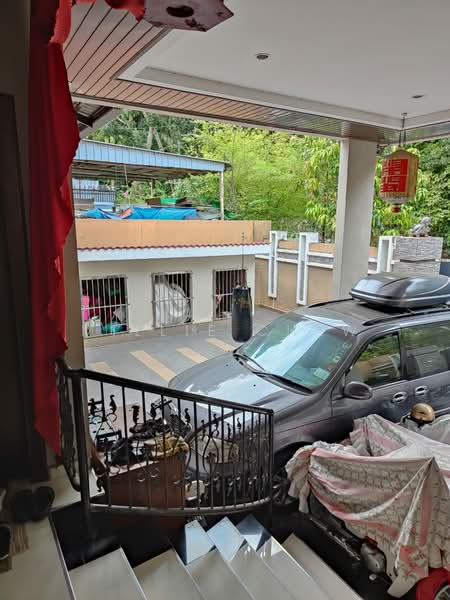 Semi-Detached House for Sale in Bukit Dumbar (Jelutong) - Millie Chew - Exterior - PropertyGuru.com.my