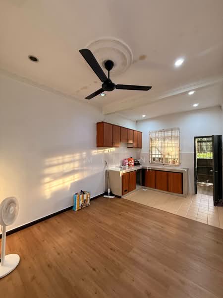 Rumah Teres 1 Tingkat untuk Disewa di Klang (Selangor) - Amirun Kinanah - Kitchen - PropertyGuru.com.my