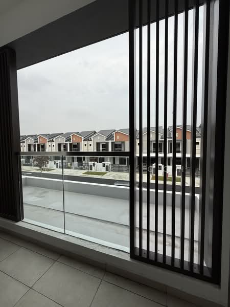 2-storey Terraced House for Sale in Setia Utama (Setia Alam) - GABRIEL GOH - Exterior - PropertyGuru.com.my