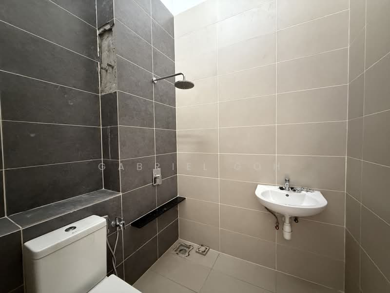 2-storey Terraced House for Sale in Setia Utama (Setia Alam) - GABRIEL GOH - Bathroom - PropertyGuru.com.my