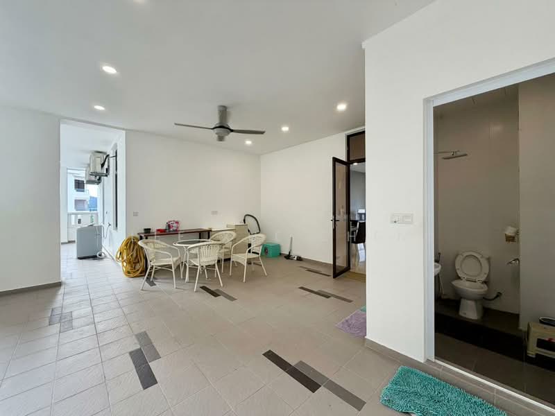 Kondominium untuk Disewa di Logan Residency (Logan Mansion) - Lee Xue Chen - Living Room - PropertyGuru.com.my