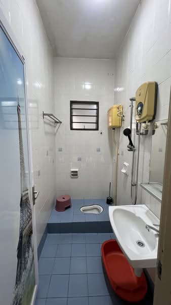 2-storey Terraced House for Rent in Setia Alam (Selangor) - Thomas Thi - Bathroom - PropertyGuru.com.my