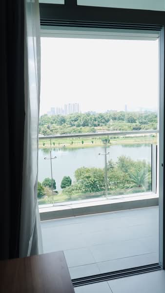 Servis Apartment untuk Disewa di Dorsett Waterfront Subang - DEV VJ - Balcony - PropertyGuru.com.my