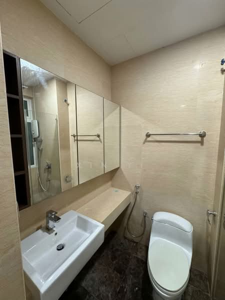 Service Residence for Sale at TriTower Residence @ Johor Bahru Sentral - Xin Yi - Bathroom - PropertyGuru.com.my