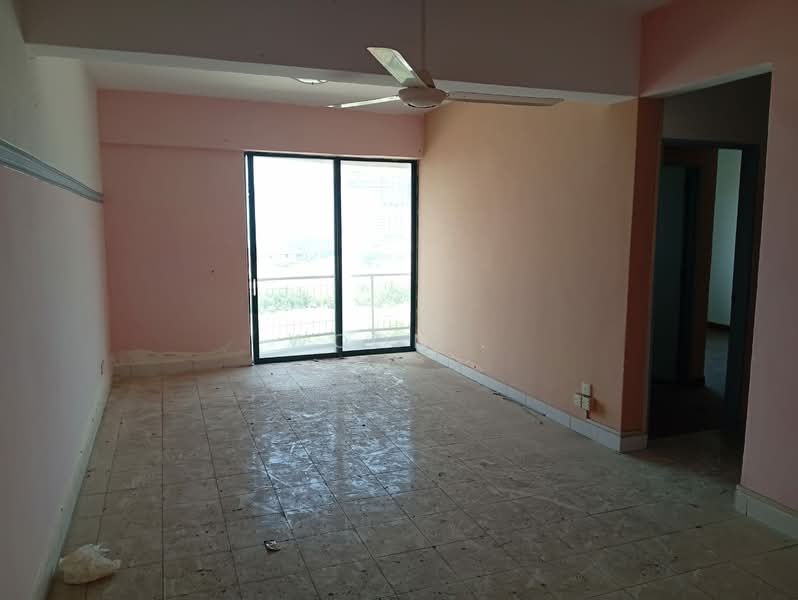 Condominium for Sale at Casa Lago - Woon . - Living Room - PropertyGuru.com.my