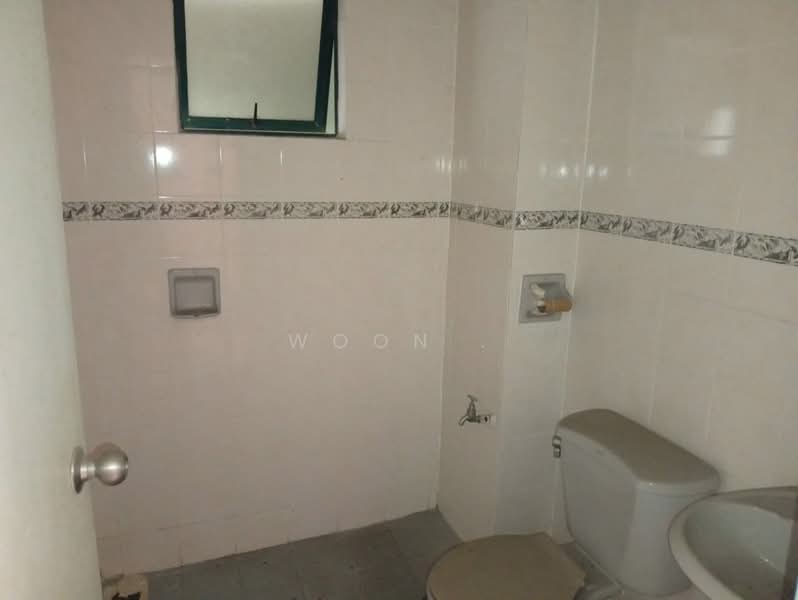 Condominium for Sale at Casa Lago - Woon . - Bathroom - PropertyGuru.com.my