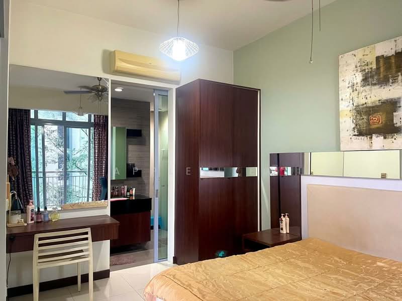 Kondominium untuk Dijual di Hampshire Residences - Apple Liew - Bedroom - PropertyGuru.com.my