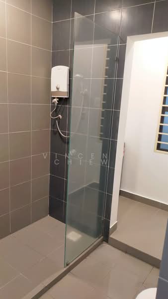 Service Residence for Rent at Hedgeford 10 Residences - Vincent Chiew - Bathroom - PropertyGuru.com.my