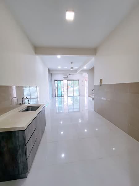3-storey Terraced House for Sale in D'Island (Puchong) - Hor Yan - PropertyGuru.com.my