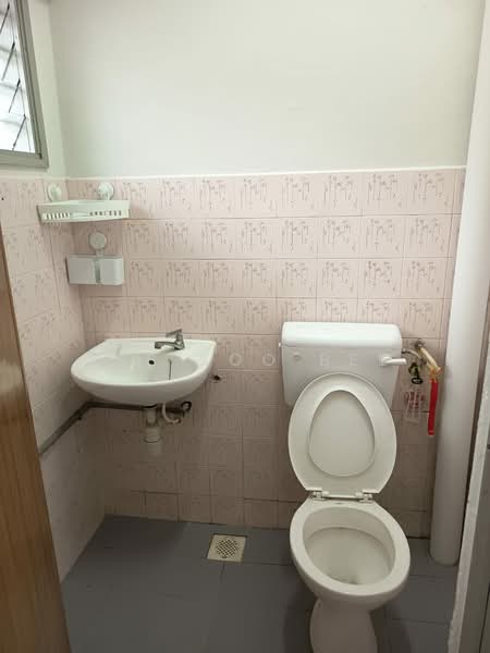 Apartment for Rent at Lily & Rose - Lee Soo Bee - Bathroom - PropertyGuru.com.my