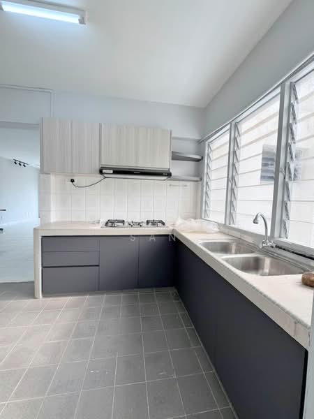 Apartment for Sale at Segar Apartments - Jacqueline San - Kitchen - PropertyGuru.com.my