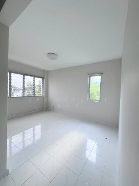 Apartment for Sale at Segar Apartments - Jacqueline San - Interior - PropertyGuru.com.my
