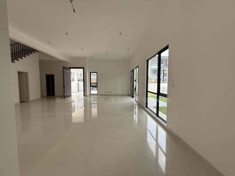 Rumah Berkembar untuk Dijual di Kota Damansara (Selangor) - Caindy Wong - Living Room - PropertyGuru.com.my