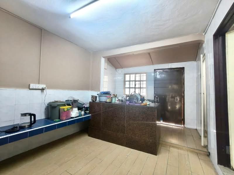 Rumah Teres 2 Tingkat untuk Dijual di Taman Sri Muda (Shah Alam) - Fahana Rashid - Kitchen - PropertyGuru.com.my