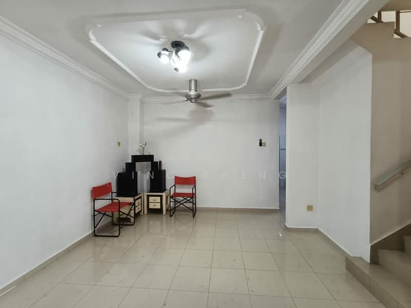 Rumah Teres 2 Tingkat untuk Dijual di Taman Bertam Perdana (Bertam) - Vinc Pheng - Living Room - PropertyGuru.com.my