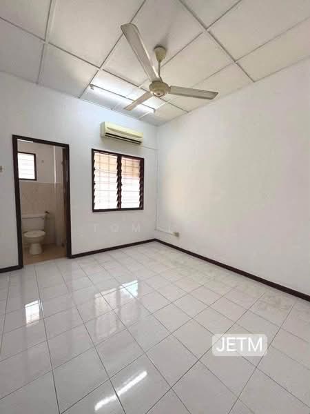 Rumah Teres 2 Tingkat untuk Dijual di Bandar Bukit Tinggi (Klang) - Tom Lee - PropertyGuru.com.my