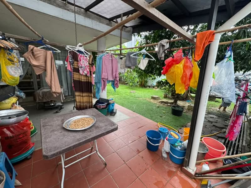 Rumah Berkembar untuk Dijual di Sri Hartamas (Kuala Lumpur) - Tom Yip - Exterior - PropertyGuru.com.my