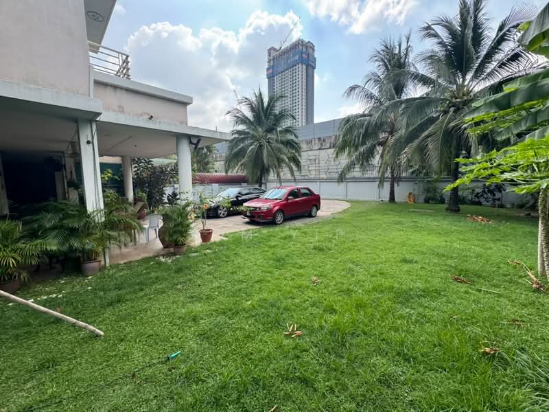 Rumah Berkembar untuk Dijual di Sri Hartamas (Kuala Lumpur) - Tom Yip - Exterior - PropertyGuru.com.my