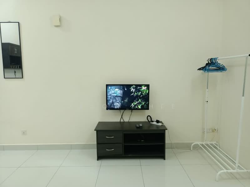Servis Apartment untuk Disewa di Vue Residences - Jason Chee - Living Room - PropertyGuru.com.my