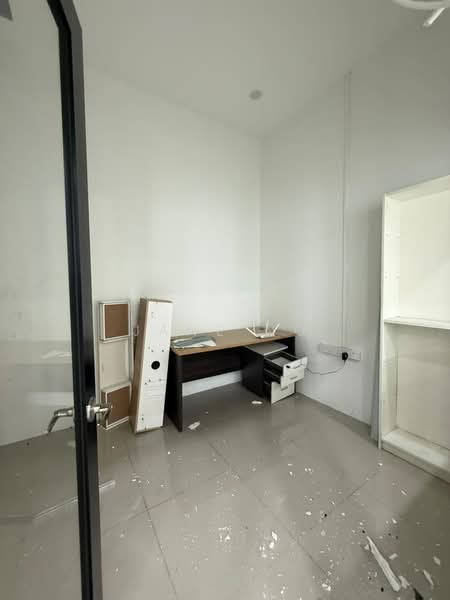 Kilang untuk Disewa di Kawasan Perindustrian Kajang Jaya (Semenyih) - Jane Ng - Study - PropertyGuru.com.my