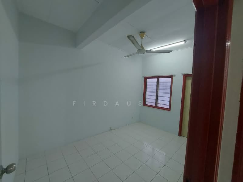 2-storey Terraced House for Rent in Bandar Saujana Putra (Tanjong Duabelas) - Firdaus N - Interior - PropertyGuru.com.my