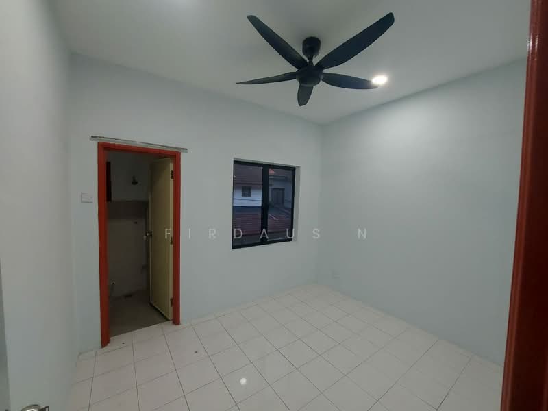 2-storey Terraced House for Rent in Bandar Saujana Putra (Tanjong Duabelas) - Firdaus N - Interior - PropertyGuru.com.my