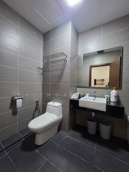 Kondominium untuk Dijual di KSL D'Esplanade Residence - Belinda Choo - Bathroom - PropertyGuru.com.my