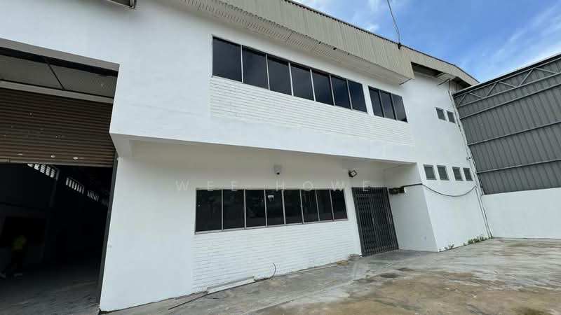 Kilang untuk Disewa di Taman Desa Cemerlang (Ulu Tiram) - Wee Howe - Exterior - PropertyGuru.com.my
