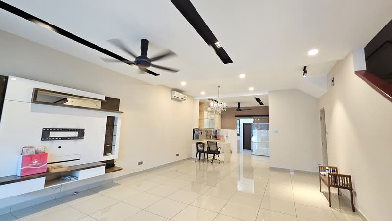 Terraced House for Rent in Ijok (Selangor) - Elaine Loke - Living Room - PropertyGuru.com.my
