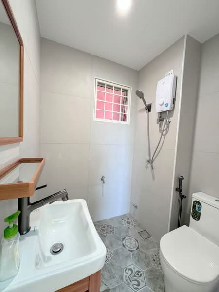 Condominium for Sale at Ketumbar Hill - Jacqueline San - Bathroom - PropertyGuru.com.my