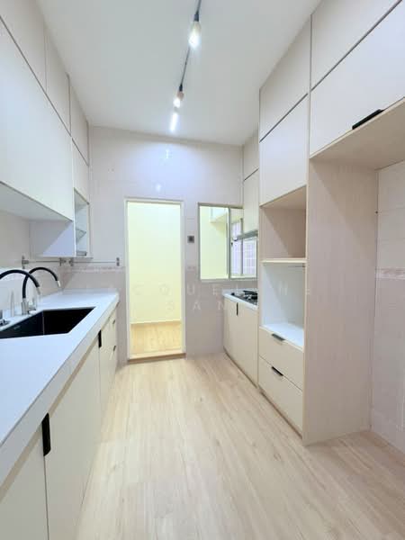 Condominium for Sale at Ketumbar Hill - Jacqueline San - Kitchen - PropertyGuru.com.my