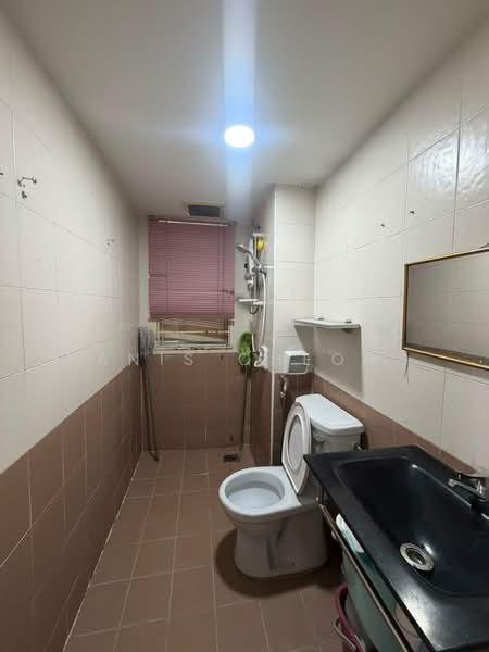 Condominium for Rent at Casa Prima Condominium - Yanis Cheong - Bathroom - PropertyGuru.com.my