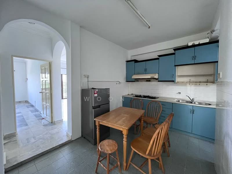 Pangsapuri untuk Dijual di Kenanga (Park View Court) - Woon . - Kitchen - PropertyGuru.com.my