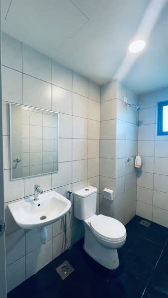 Servis Apartment untuk Disewa di Edusphere - KK Yap - Bathroom - PropertyGuru.com.my
