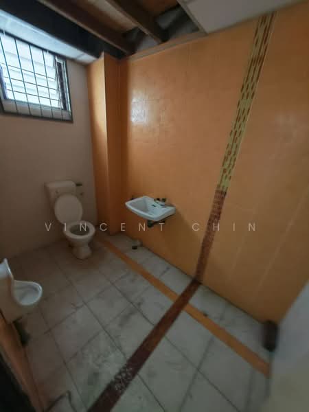 Shop for Sale in Station 18 (Ipoh) - Vincent Chin - Bathroom - PropertyGuru.com.my