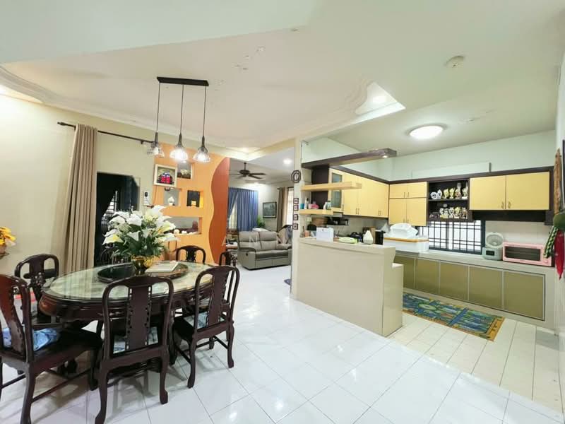 2-storey Terraced House for Sale in Bukit Indah (Iskandar Puteri (Nusajaya)) - Ann . - Dining Room - PropertyGuru.com.my