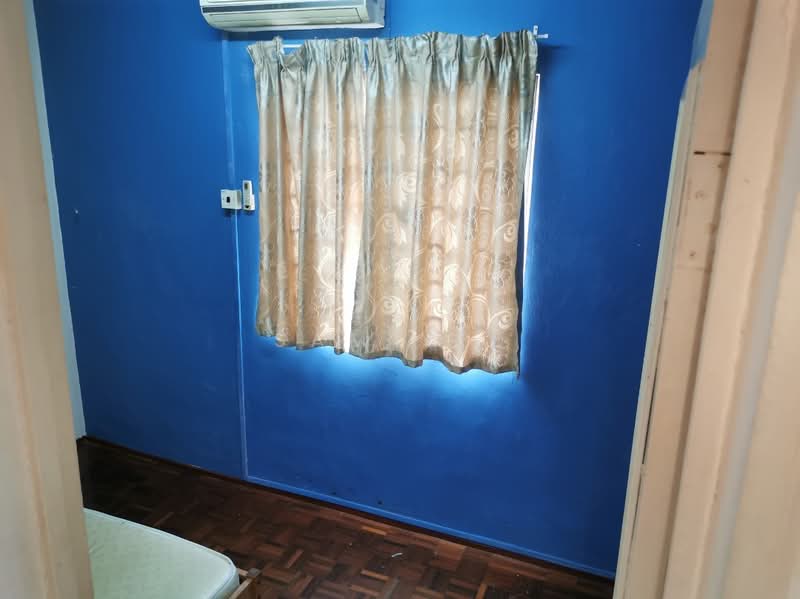 Pangsapuri untuk Dijual di Permai Apartment - Sam Yee - Bedroom - PropertyGuru.com.my