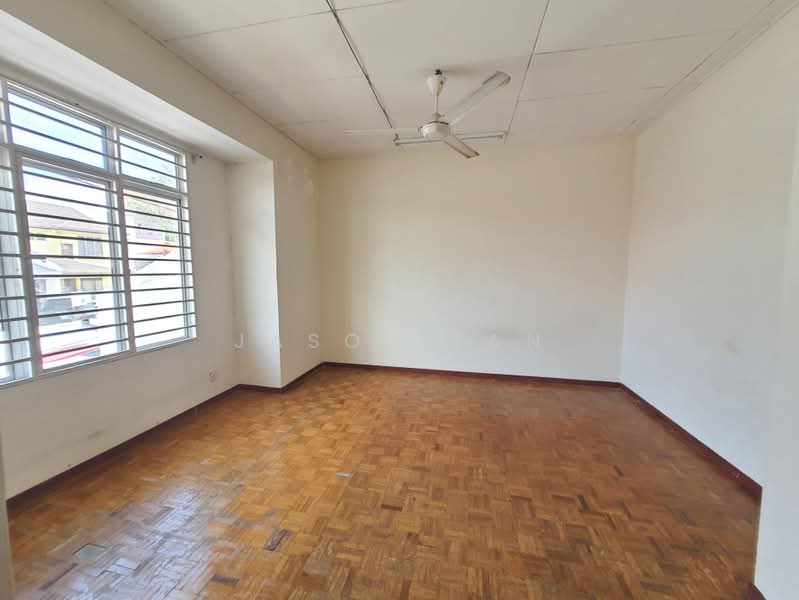 2-storey Terraced House for Sale in Taman Puncak Jalil (Seri Kembangan) - Jason Tan - Interior - PropertyGuru.com.my
