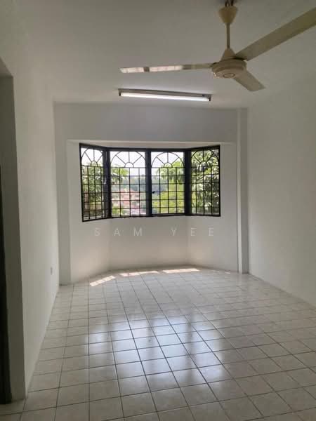 Pangsapuri untuk Dijual di Permai Apartment - Sam Yee - Interior - PropertyGuru.com.my