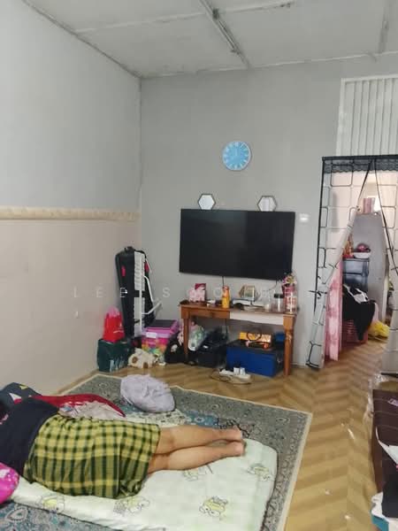 Rumah Teres untuk Dijual di Hulu Langat (Selangor) - Lee Soo Bee - Living Room - PropertyGuru.com.my